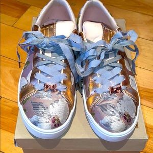 Ted Baker Sneakers